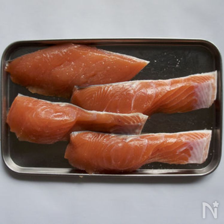 Miso Butter Salmon and Vegetables (Hokkaido-Style Chan-Chan Yaki) Process2