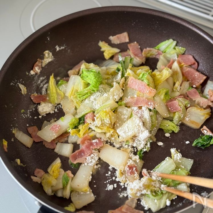 Chinese Cabbage and Bacon Cream Stew Process3