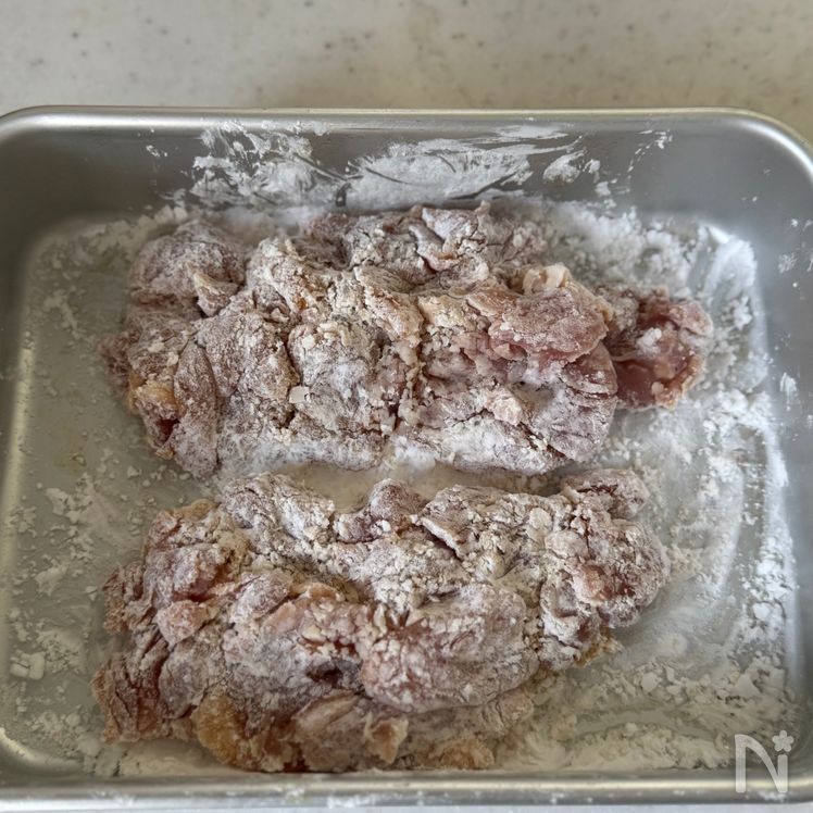 Crispy Chicken Tatsuta with Onion and Daikon Radish Sauce (チキンの竜田揚げ おろし玉ねぎ＆大根ソース) Process4