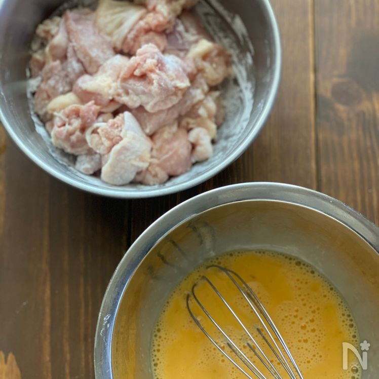 Teriyaki Chicken and Fluffy Egg Rice Bowl (Teritama Chicken-Don) Process1