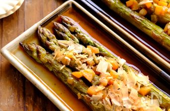 Asparagus Butter Sauté with Garlic Sauce