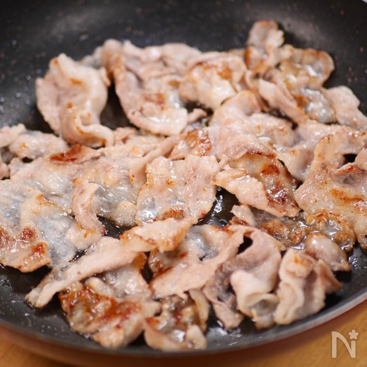 Super-Rich Stir-Fried Pork and Vegetables with Bold Japanese Worcestershire Sauce Process2