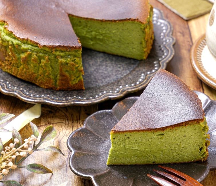 Matcha Basque Cheesecake