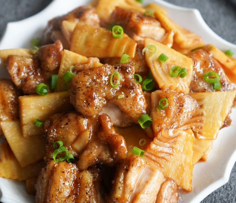 Sweet and Savory Stir-Fry with Chicken and Bamboo Shoots