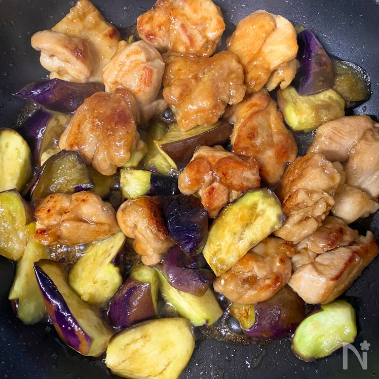 Sweet and Savory Stir-Fried Chicken and Eggplant with Ginger Soy Sauce Process4
