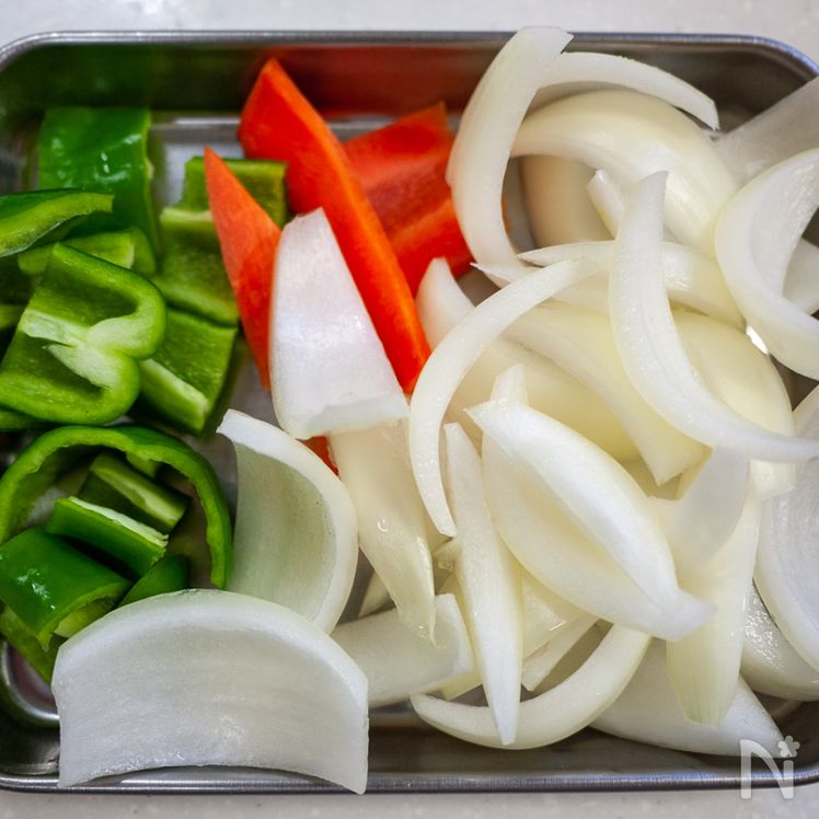 Daging Babi Masam Manis Klasik (酢豚) Process1
