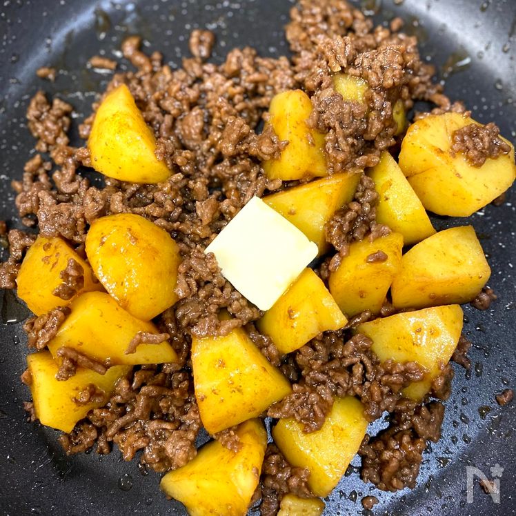 Sweet and Savory Buttered Potatoes with Ground Beef Process4