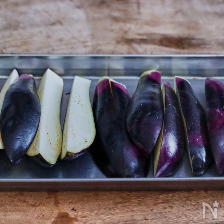 Pan-fried Eggplant in Dashi Broth (Yaki-hitashi) Process1