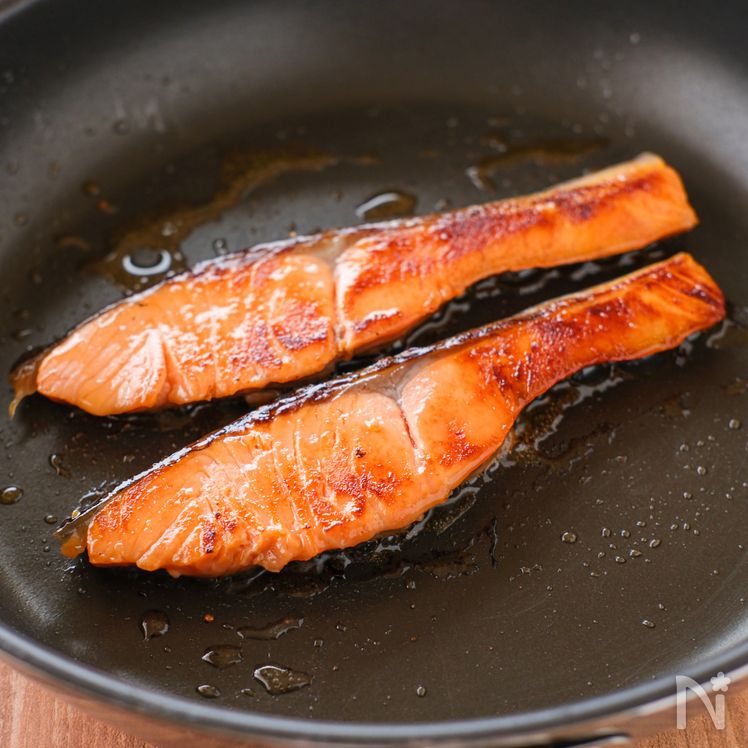 Saikyo Miso-Marinated Salmon Process2