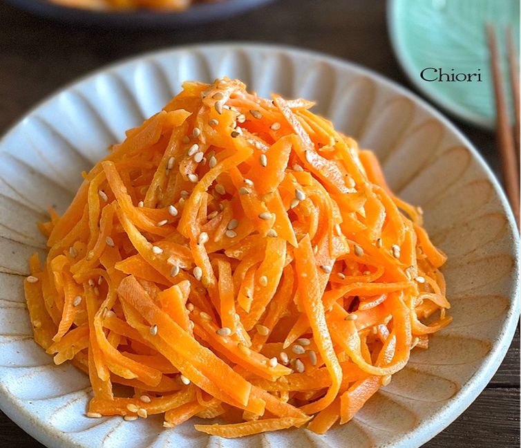 Carrot with Mayo–Sesame Dressing