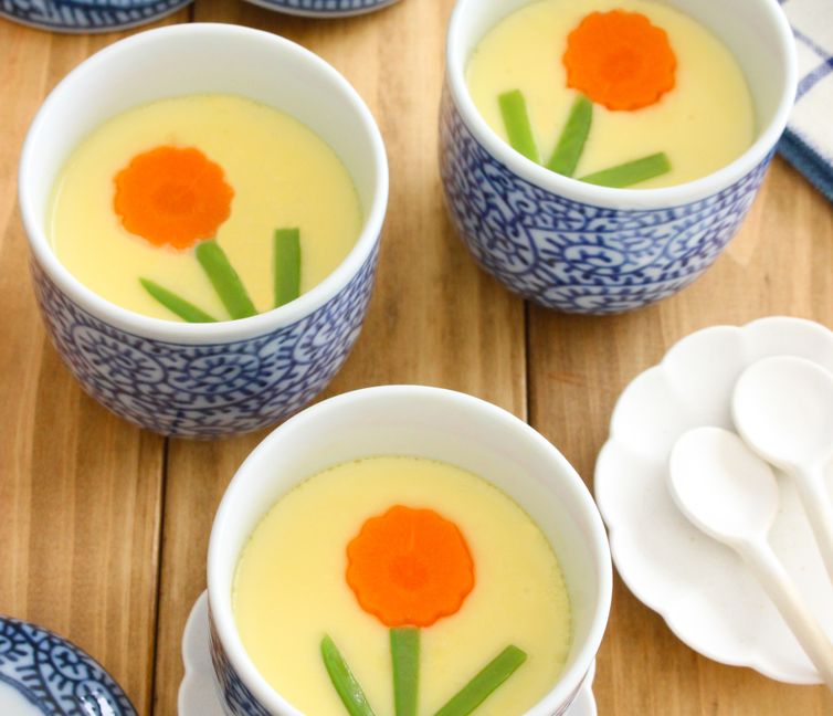 Easy "Blooming Flower" Chawanmushi Without a Steamer