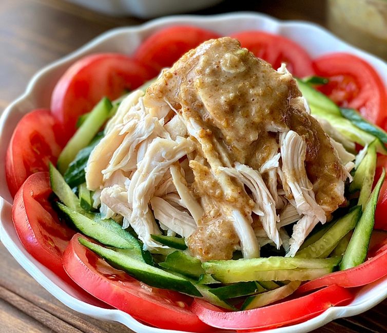 Juicy Steamed Chicken with Sesame Sauce (Bang Bang Ji, 棒棒鶏)