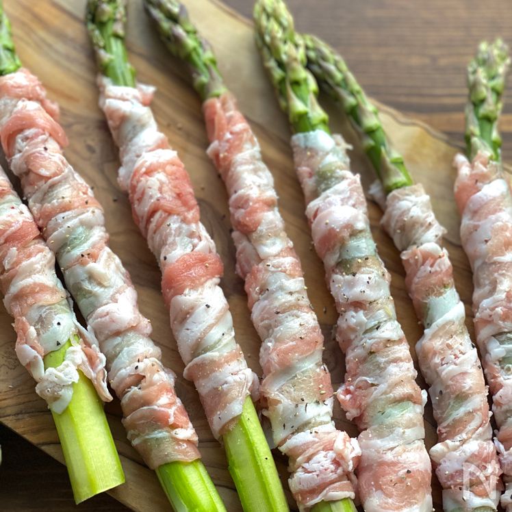 Izakaya-Style Asparagus Spring Rolls Process1