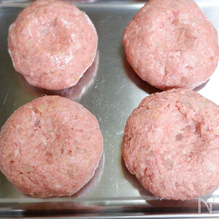 Cheese-Stuffed Simmered Hamburg Steak with Tomato Sauce Process5