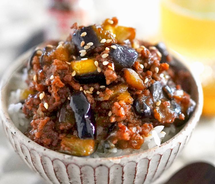 Miso-Style Eggplant and Ground Meat Bowl (Mapo Nasu Donburi)