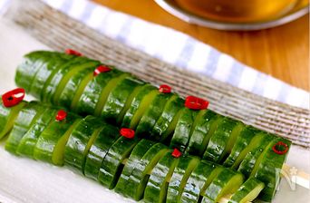 Festival-Style Tornado Cucumber on a Stick
