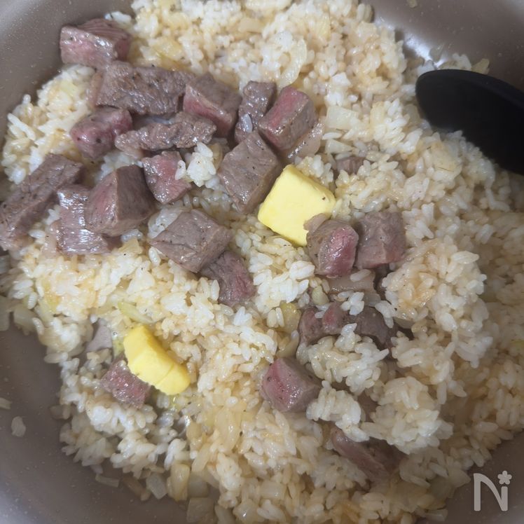 Garlic Butter Beef Fried Rice Process6