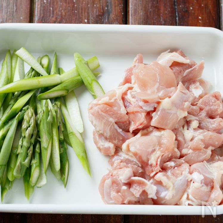 Chicken and Asparagus with Salty Lemon Sauce Process1