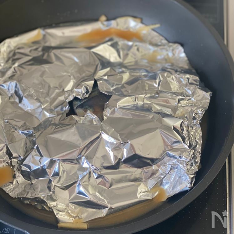 Quick Fluffy Mackerel Simmered in Miso (Saba no Miso-ni, さばの味噌煮) Process3