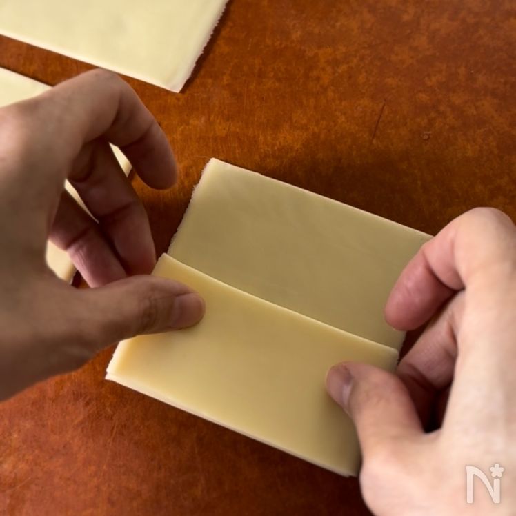 Cheese-Stuffed Hamburg Steak (チーズハンバーグ) Process2