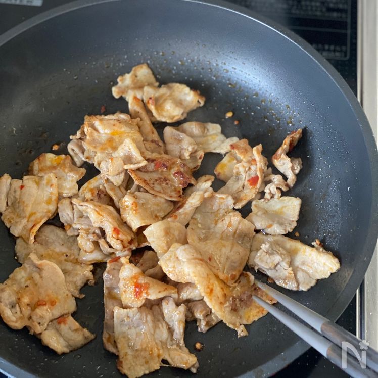 Flavorful Japanese-Style Twice-Cooked Pork Process3