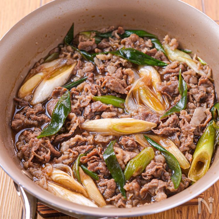 Sweet and Savory Beef Sukiyaki Bowl with Egg Process2