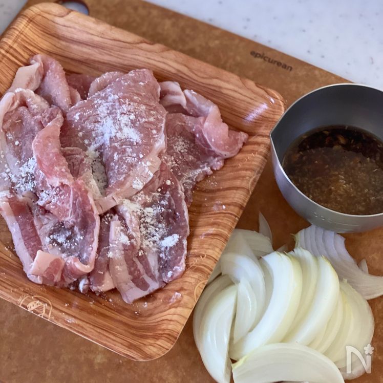 Tender and Juicy Ginger Pork (Buta no Shōgayaki, 豚の生姜焼き) Process2