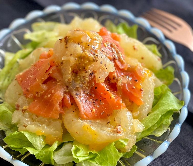 Grapefruit and Smoked Salmon Salad