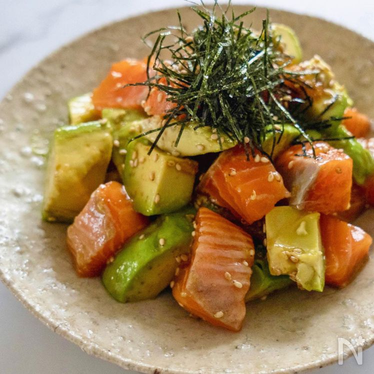 5-Minute Sesame Salmon Poke Process3