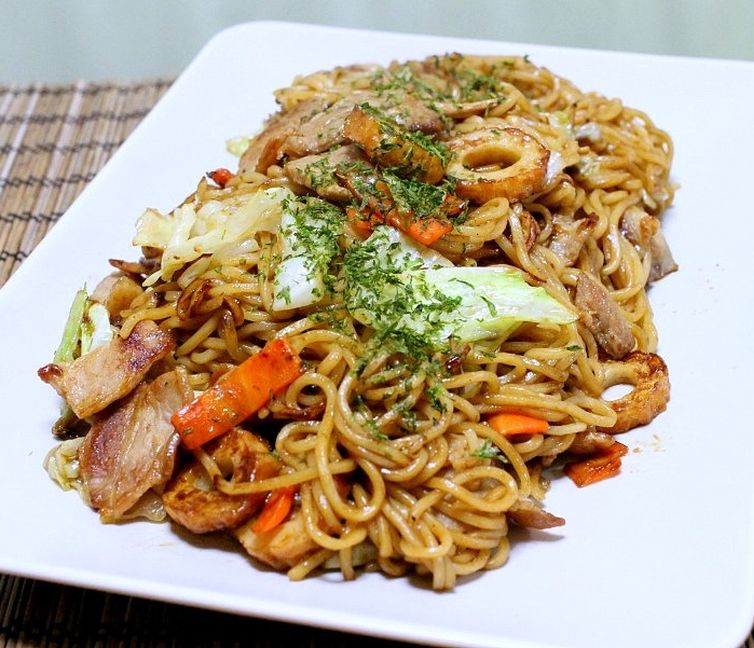 Yakisoba with Fresh Noodles