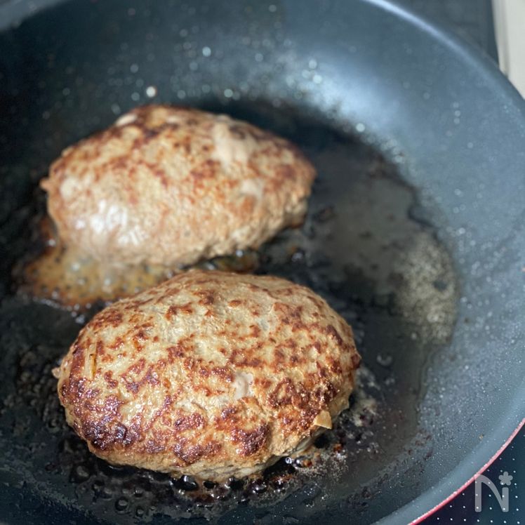 Basic Hamburg Steak Recipe (基本のハンバーグ) Process5