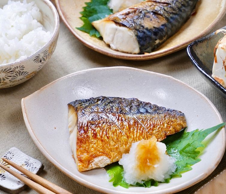 Pan-Fried Mackerel: Tender and Juicy