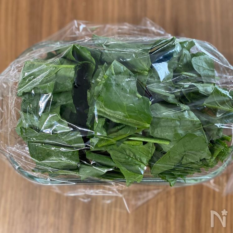 Warm and Comforting Tofu with Spinach and Fluffy Eggs Process1