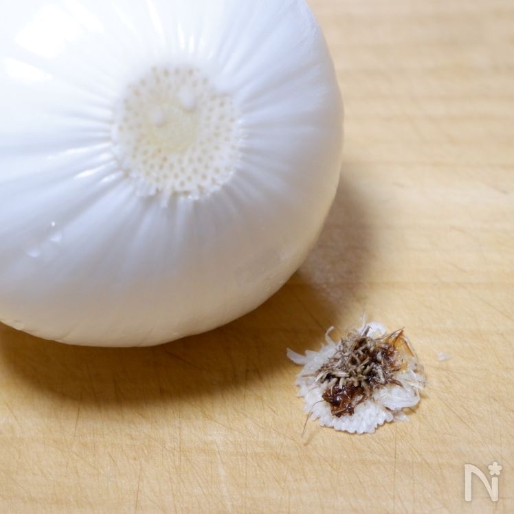 Sweet and Savory Pork-Wrapped Sweet Onions Process1