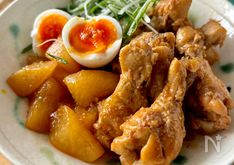 Chicken Drumettes and Daikon Radish Simmered in Rich Sauce