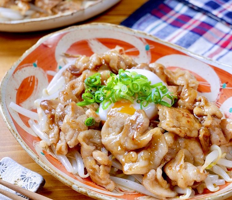 Stir-Fried Bean Sprouts with Umami Pork & Soft-Boiled Egg