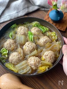 Fluffy Chicken Meatball and Napa Cabbage Vermicelli Soup