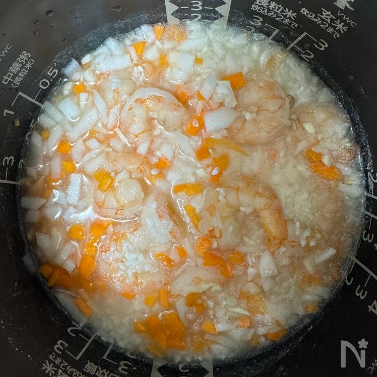 Easy Rice Cooker Garlic Shrimp Pilaf Process2