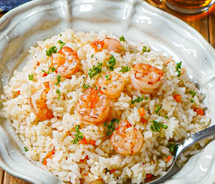 Easy Rice Cooker Garlic Shrimp Pilaf