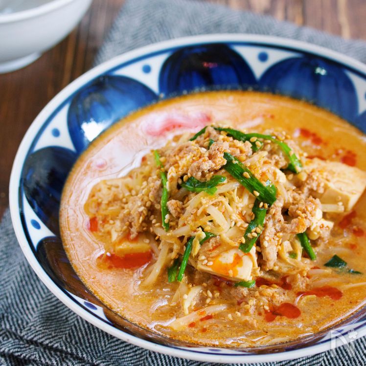 Spicy Tantan-Style Soup with Bean Sprouts and Tofu Process4