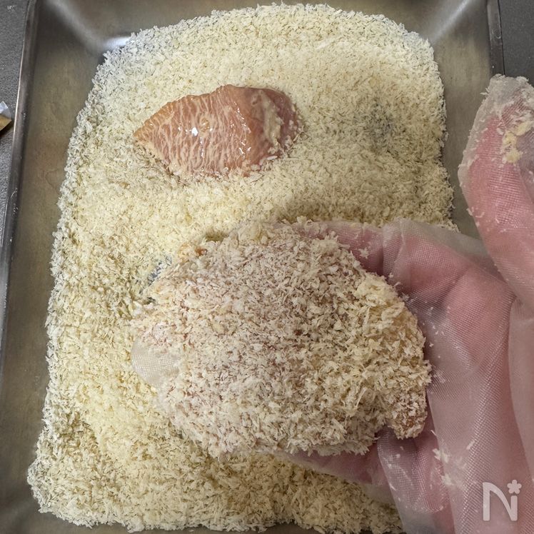 Japanese-Style Garlic Chicken Breast Cutlets Process2