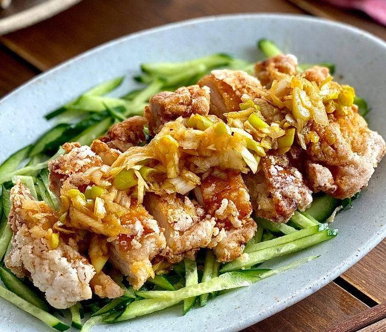 Crunchy-Coated Yūrinchi (Japanese Fried Chicken with Sauce)