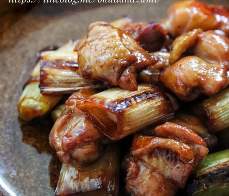 Skillet "Negima" Yakitori Chicken with Sweet Soy Sauce Glaze