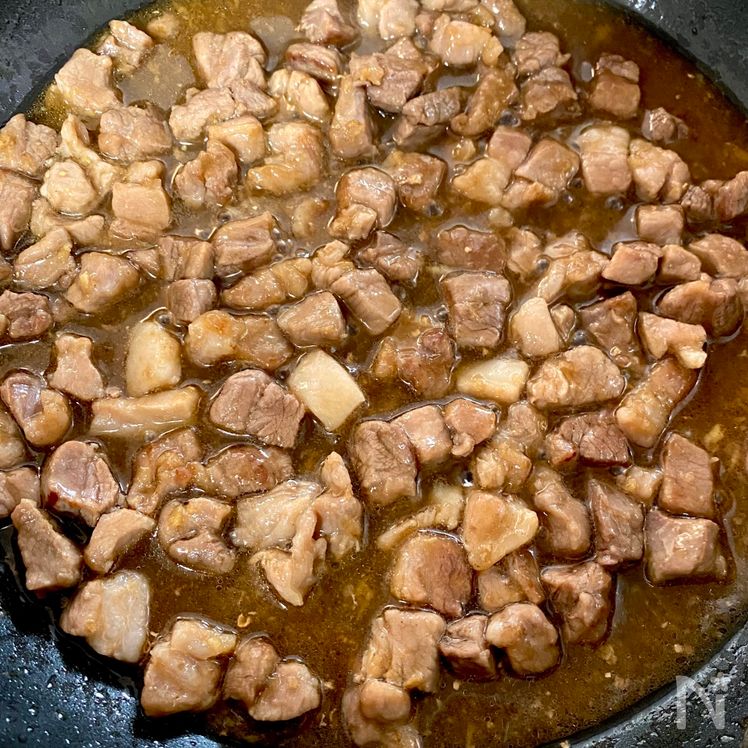 Soy-Ginger Simmered Pork Bowl with Hot Spring Eggs (Buta Kakuni Shigure-Don) Process3