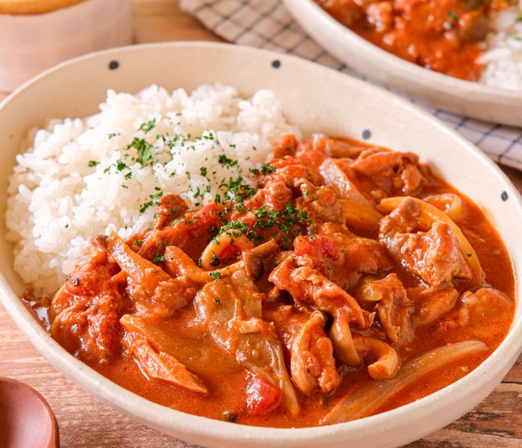 Rich and Savory Pork Hayashi Rice (Hashed Pork with Tomato Sauce)