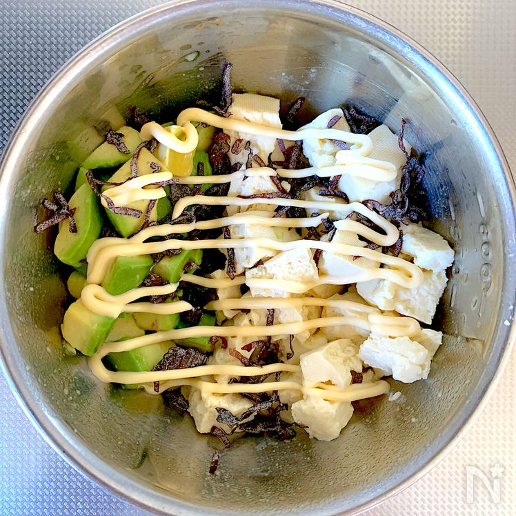 Rich and Creamy Avocado Tofu Process2