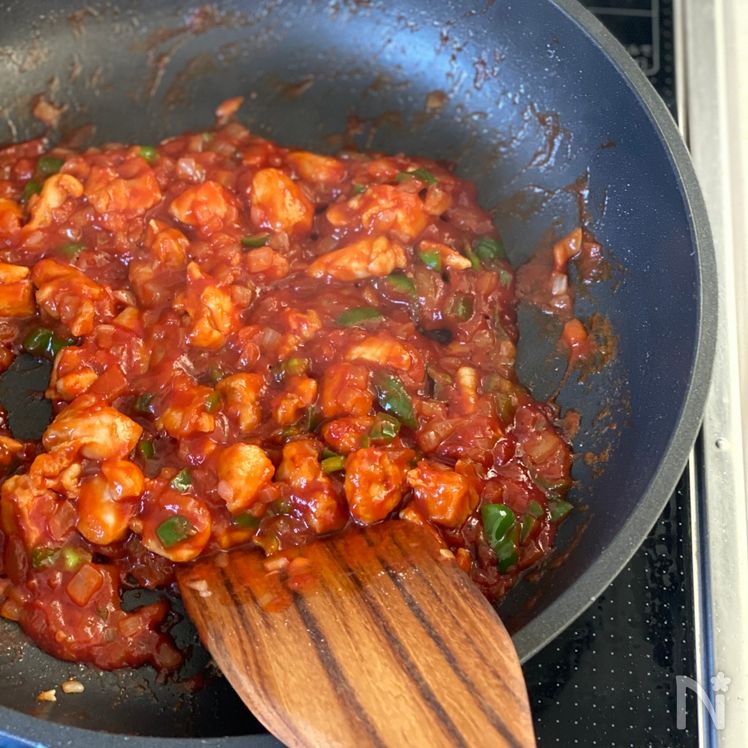 Fluffy Japanese Omurice (Omelet Rice) – The Classic Recipe Process4