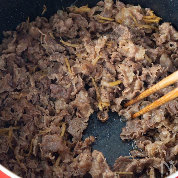 Sweet and Savory Ginger Beef (Shigure-ni) – Tender and Full of Flavor Process3